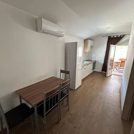 Apartment Lun